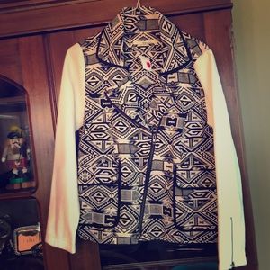 NWT Wool sleeves, super cool patterned blazer